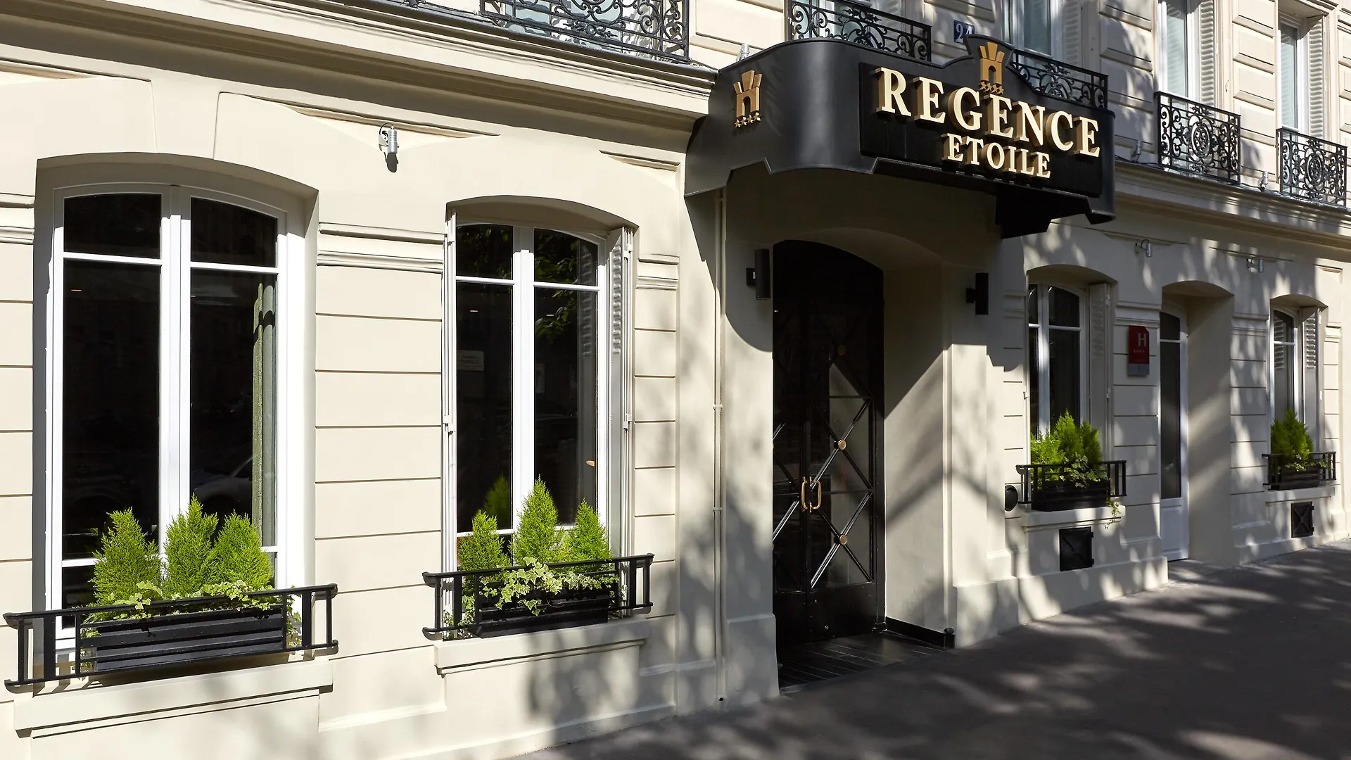 Regence Etoile Hotel Paris